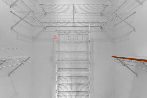 Copropriété à vendre à Sunny Isles Beach, Floride: 1 chambre, 67.35 m2 № 2026545 - photo 21