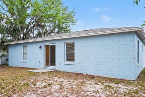 House in Poinciana, Florida 3 bedrooms, 104.14 sq.m. № 2391242 - photo 11