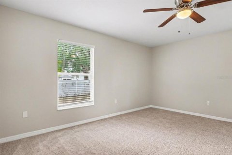 House in Poinciana, Florida 3 bedrooms, 104.14 sq.m. № 2391242 - photo 7