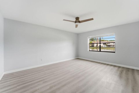 Copropriété à louer à Boca Raton, Floride: 2 chambres, 112.97 m2 № 2083563 - photo 15