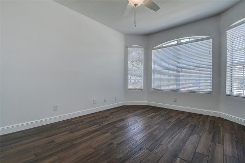 House in Odessa, Florida 3 bedrooms, 182.83 sq.m. № 2221088 - photo 7