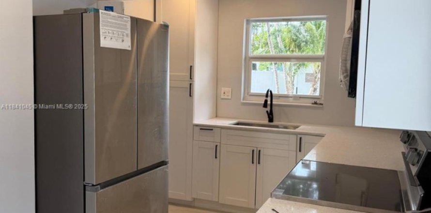 Villa ou maison à Hollywood, Floride 2 chambres, 49.05 m2 № 1831127