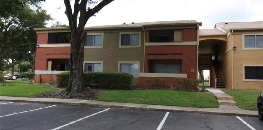 Condominio en Casselberry, Florida, 1 dormitorio № 2216085