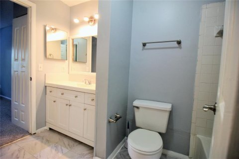 Condominio en venta en Casselberry, Florida, 1 dormitorio, 71.16 m2 № 2216085 - foto 8