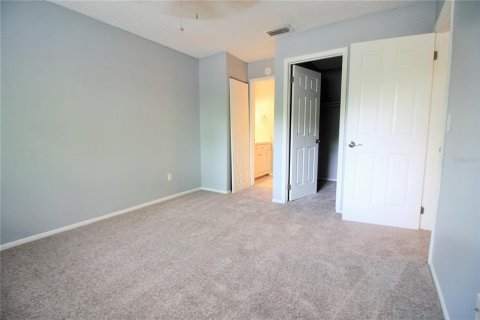 Condominio en venta en Casselberry, Florida, 1 dormitorio, 71.16 m2 № 2216085 - foto 11