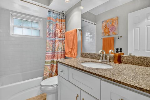Villa ou maison à vendre à Orlando, Floride: 3 chambres, 132.85 m2 № 1914616 - photo 16
