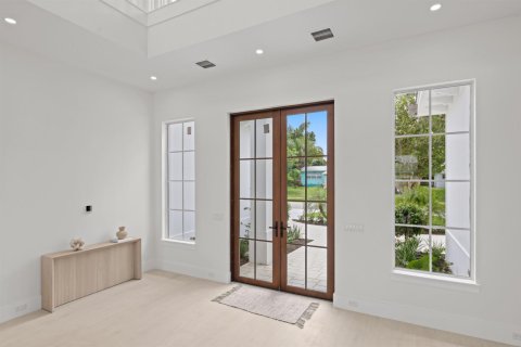 Casa en venta en North Palm Beach, Florida, 4 dormitorios, 311.22 m2 № 2192183 - foto 9