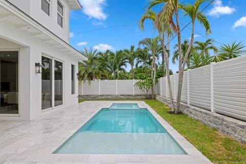 Casa en venta en North Palm Beach, Florida, 4 dormitorios, 311.22 m2 № 2192183 - foto 25