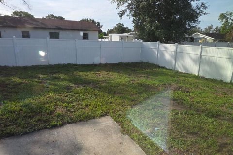 Снять в аренду виллу или дом в Тампа, Флорида 3 комнаты, 100.71м2, № 1843251 - фото 13