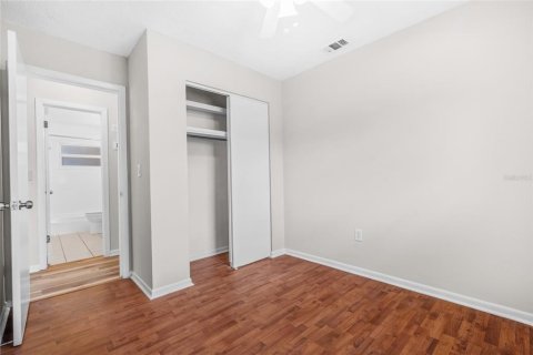 Снять в аренду виллу или дом в Тампа, Флорида 3 комнаты, 100.71м2, № 1843251 - фото 16