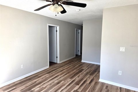 Снять в аренду виллу или дом в Тампа, Флорида 3 комнаты, 100.71м2, № 1843251 - фото 7