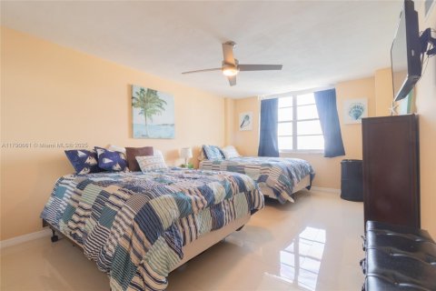 Condominio en venta en Sunny Isles Beach, Florida, 3 dormitorios, 118.45 m2 № 2014180 - foto 26