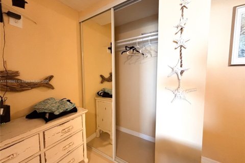 Condominio en venta en Sunny Isles Beach, Florida, 3 dormitorios, 118.45 m2 № 2014180 - foto 10