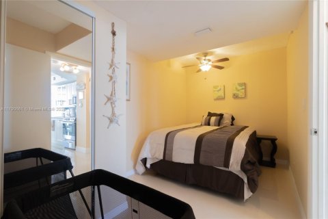 Condominio en venta en Sunny Isles Beach, Florida, 3 dormitorios, 118.45 m2 № 2014180 - foto 23