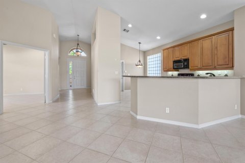 House in Delray Beach, Florida 2 bedrooms, 179.86 sq.m. № 2251454 - photo 22