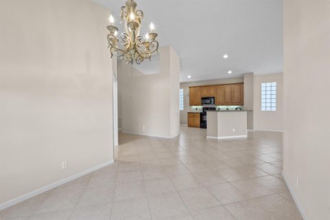 House in Delray Beach, Florida 2 bedrooms, 179.86 sq.m. № 2251454 - photo 24