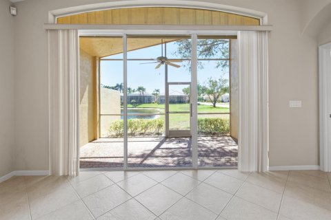 House in Delray Beach, Florida 2 bedrooms, 179.86 sq.m. № 2251454 - photo 30