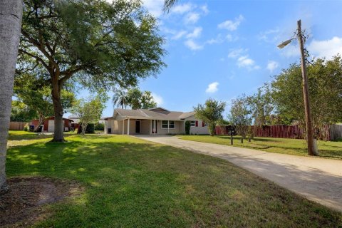 House in Winter Park, Florida 3 bedrooms, 165.92 sq.m. № 2226224 - photo 4