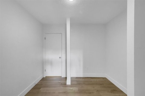 House in Winter Park, Florida 3 bedrooms, 165.92 sq.m. № 2226224 - photo 22