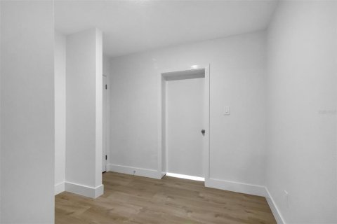 House in Winter Park, Florida 3 bedrooms, 165.92 sq.m. № 2226224 - photo 29