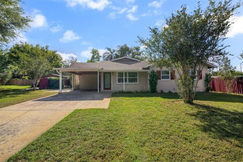House in Winter Park, Florida 3 bedrooms, 165.92 sq.m. № 2226224 - photo 2