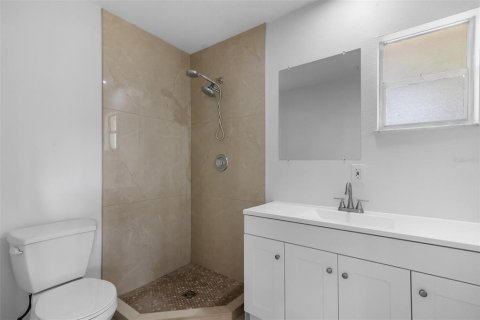 House in Winter Park, Florida 3 bedrooms, 165.92 sq.m. № 2226224 - photo 28