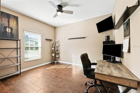 House in Fish Hawk, Florida 4 bedrooms, 278.89 sq.m. № 1870739 - photo 8