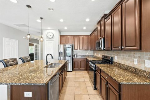 House in Fish Hawk, Florida 4 bedrooms, 278.89 sq.m. № 1870739 - photo 10