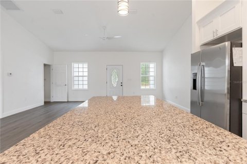 House in Ocala, Florida 3 bedrooms, 150.41 sq.m. № 1658921 - photo 6