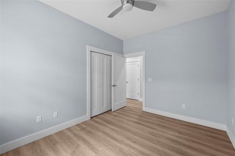 Casa en venta en Tampa, Florida, 3 dormitorios, 147.34 m2 № 1780904 - foto 27