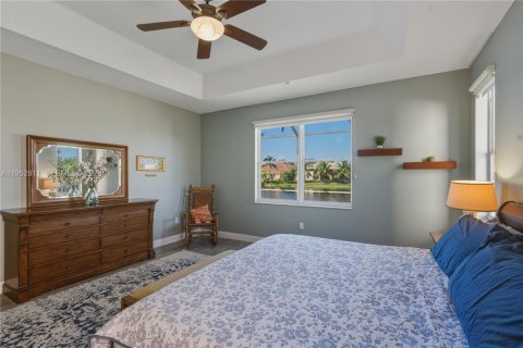 Купить виллу или дом в Пемброк-Пайнс, Флорида 4 спальни, 226.96м2, № 2009363 - фото 12