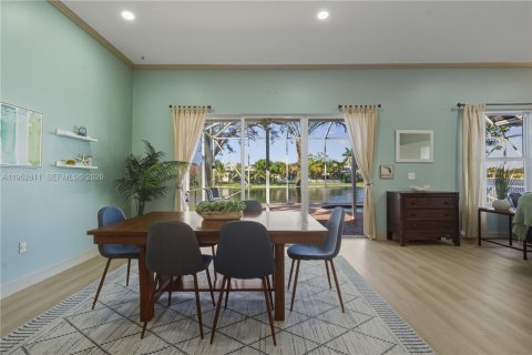 Купить виллу или дом в Пемброк-Пайнс, Флорида 4 спальни, 226.96м2, № 2009363 - фото 10