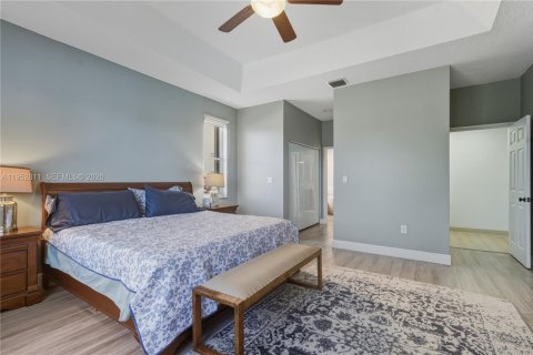 Купить виллу или дом в Пемброк-Пайнс, Флорида 4 спальни, 226.96м2, № 2009363 - фото 13