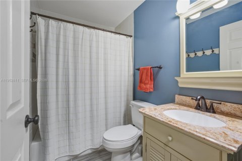 Купить виллу или дом в Пемброк-Пайнс, Флорида 4 спальни, 226.96м2, № 2009363 - фото 23