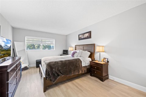 Condominio en venta en Margate, Florida, 1 dormitorio, 67.35 m2 № 2084487 - foto 4