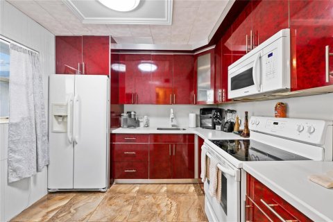 Condominio en venta en Margate, Florida, 1 dormitorio, 67.35 m2 № 2084487 - foto 2