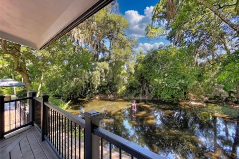 House in Clearwater, Florida 4 bedrooms, 329.62 sq.m. № 2200320 - photo 16