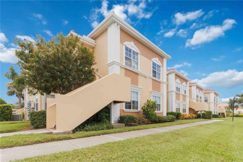 Condominio en alquiler en Sarasota, Florida, 2 dormitorios, 98.29 m2 № 1884746 - foto 2