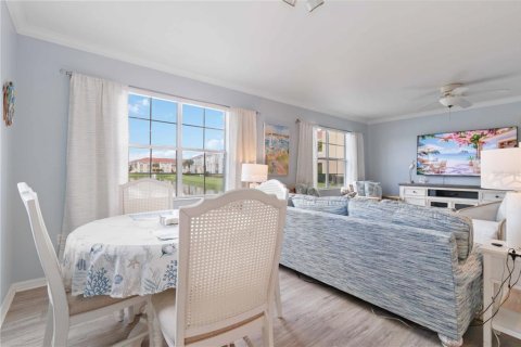 Condominio en alquiler en Sarasota, Florida, 2 dormitorios, 98.29 m2 № 1884746 - foto 8