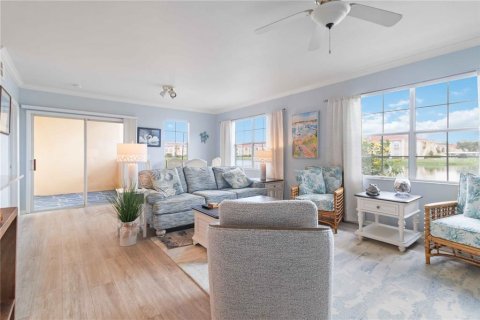 Condominio en alquiler en Sarasota, Florida, 2 dormitorios, 98.29 m2 № 1884746 - foto 6