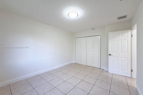 Villa ou maison à louer à Miami, Floride: 3 chambres, 250.84 m2 № 1946493 - photo 13