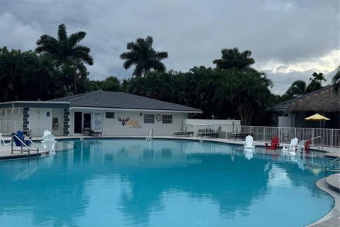 Condo in Margate, Florida  № 2250378 - photo 17