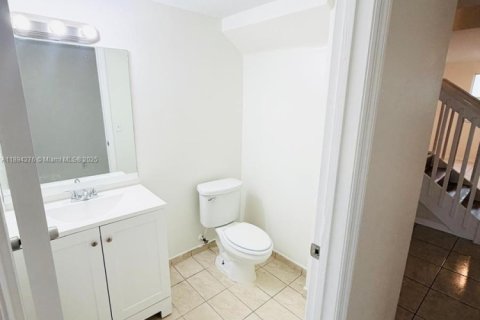 Adosado en alquiler en Homestead, Florida, 4 dormitorios, 141.95 m2 № 1946088 - foto 8