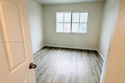 Adosado en alquiler en Homestead, Florida, 4 dormitorios, 141.95 m2 № 1946088 - foto 29