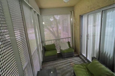 Condo in Lauderhill, Florida, 3 bedrooms № 1935721 - photo 8