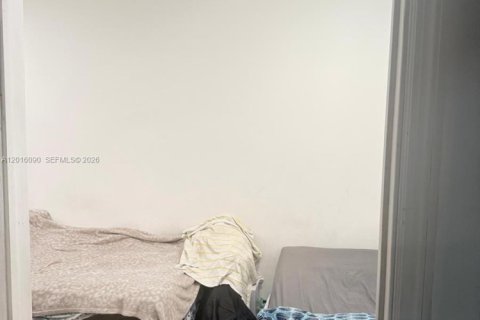 Condo in Miami Beach, Florida № 2247416 - photo 3