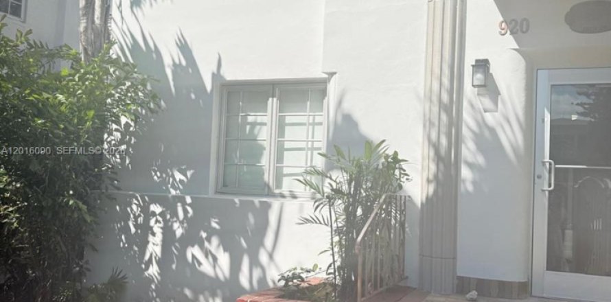 Studio in the Condo in Miami Beach, Florida № 2247416