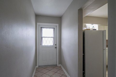Condo in Vero Beach, Florida, 2 bedrooms  № 2188475 - photo 6