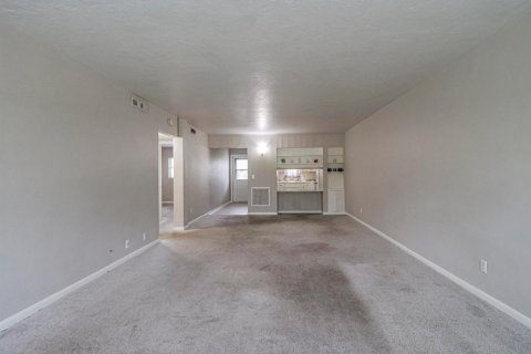 Condo in Vero Beach, Florida, 2 bedrooms  № 2188475 - photo 4