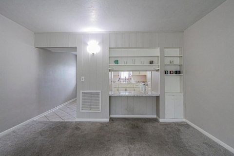 Condo in Vero Beach, Florida, 2 bedrooms  № 2188475 - photo 7